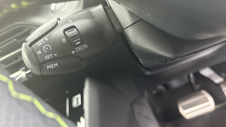 Peugeot 2008 1.2 Hybrid 136 GT 5dr e-DSC6 Petrol Estate